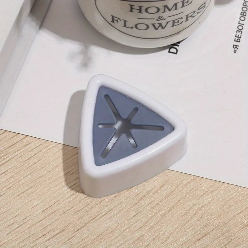 Wall Mounted hook Triangle Shaped 3 PCS